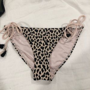 Top shop leopard bikini bottoms